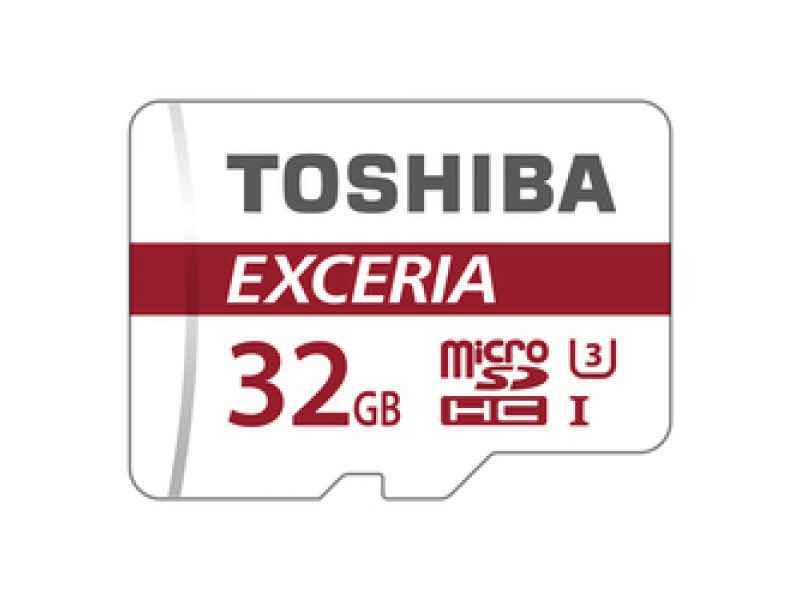 Toshiba EXCERIA M302-EA MicroSDHC/SD 32GB  THN-M302R0320EA